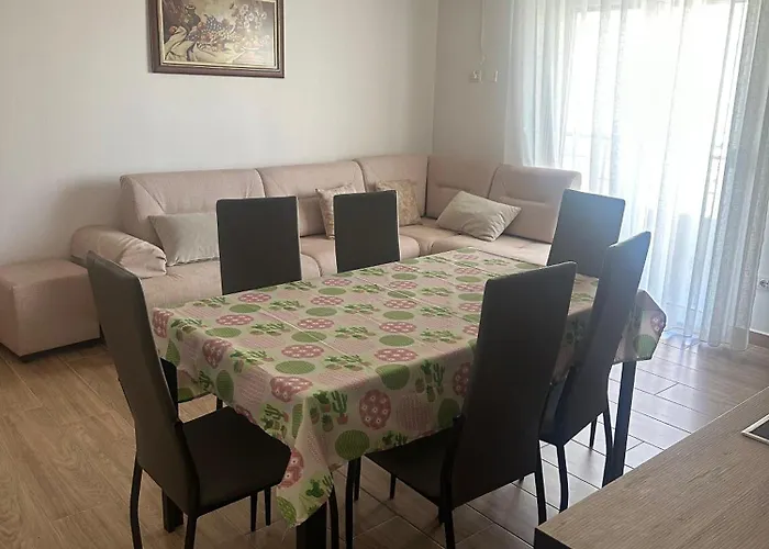 Vlora Central & Comfy Apartment